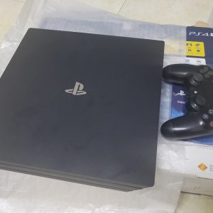 PS4 Pro nguyên phụ kiện + Game siêu rẻ